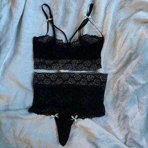 COQUETTE LINGERIE CAGE BRA High Waist THONG PANTY SET M NWOT